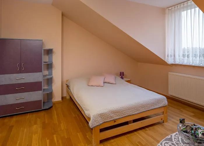 Nad Plaskim Farm stay *